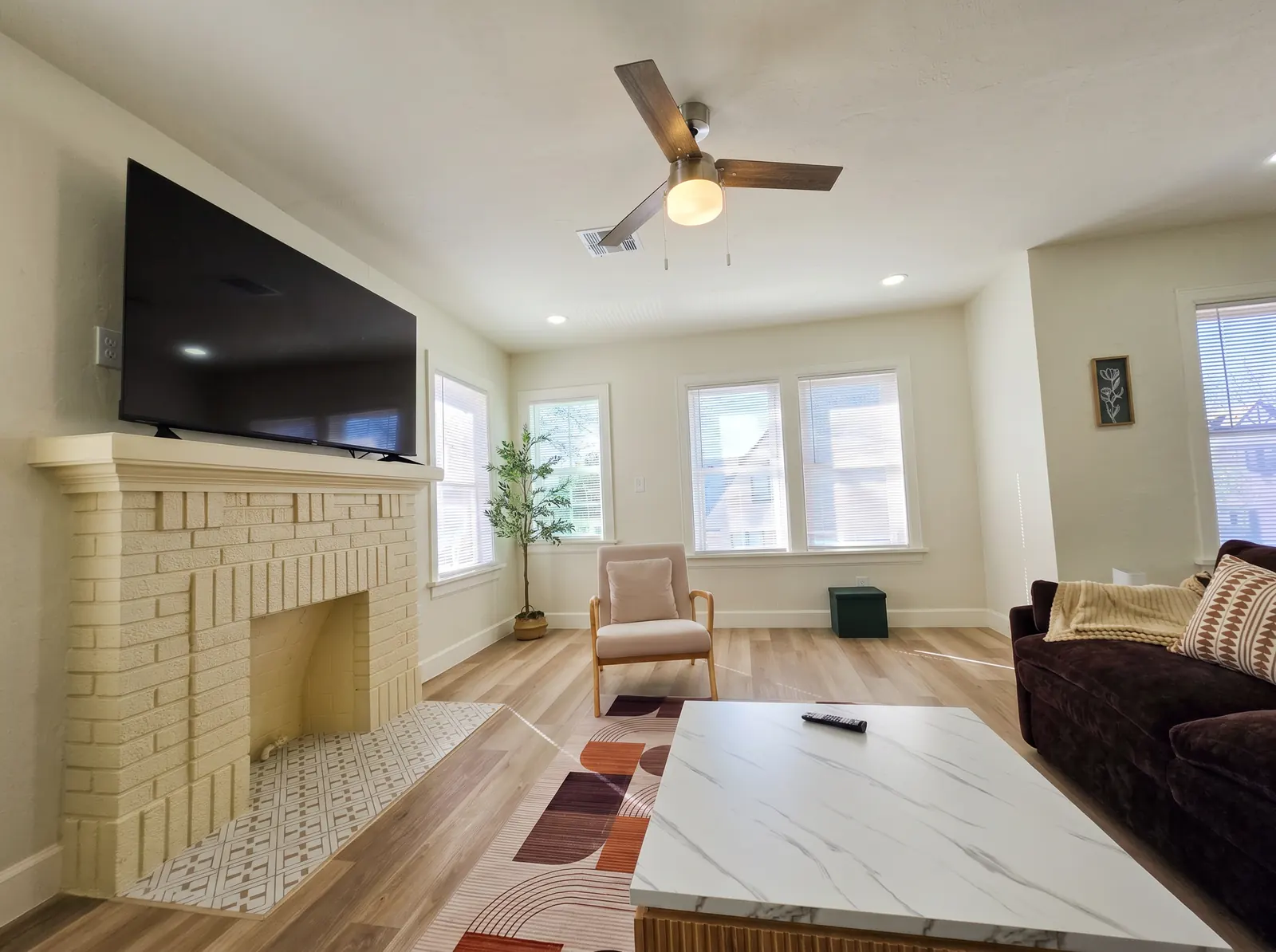 2767 NW 19th St. photo 4